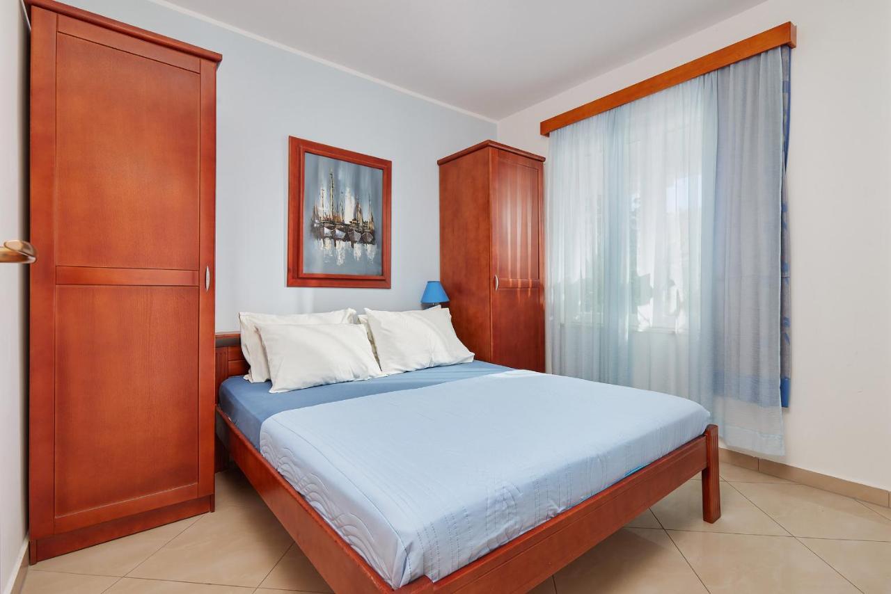 Rosic Apartments Tivat Eksteriør bilde