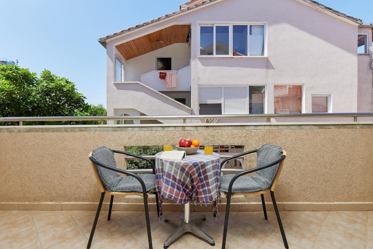 Rosic Apartments Tivat Eksteriør bilde