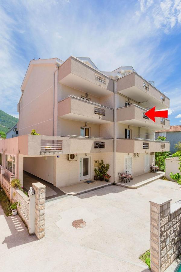 Rosic Apartments Tivat Eksteriør bilde