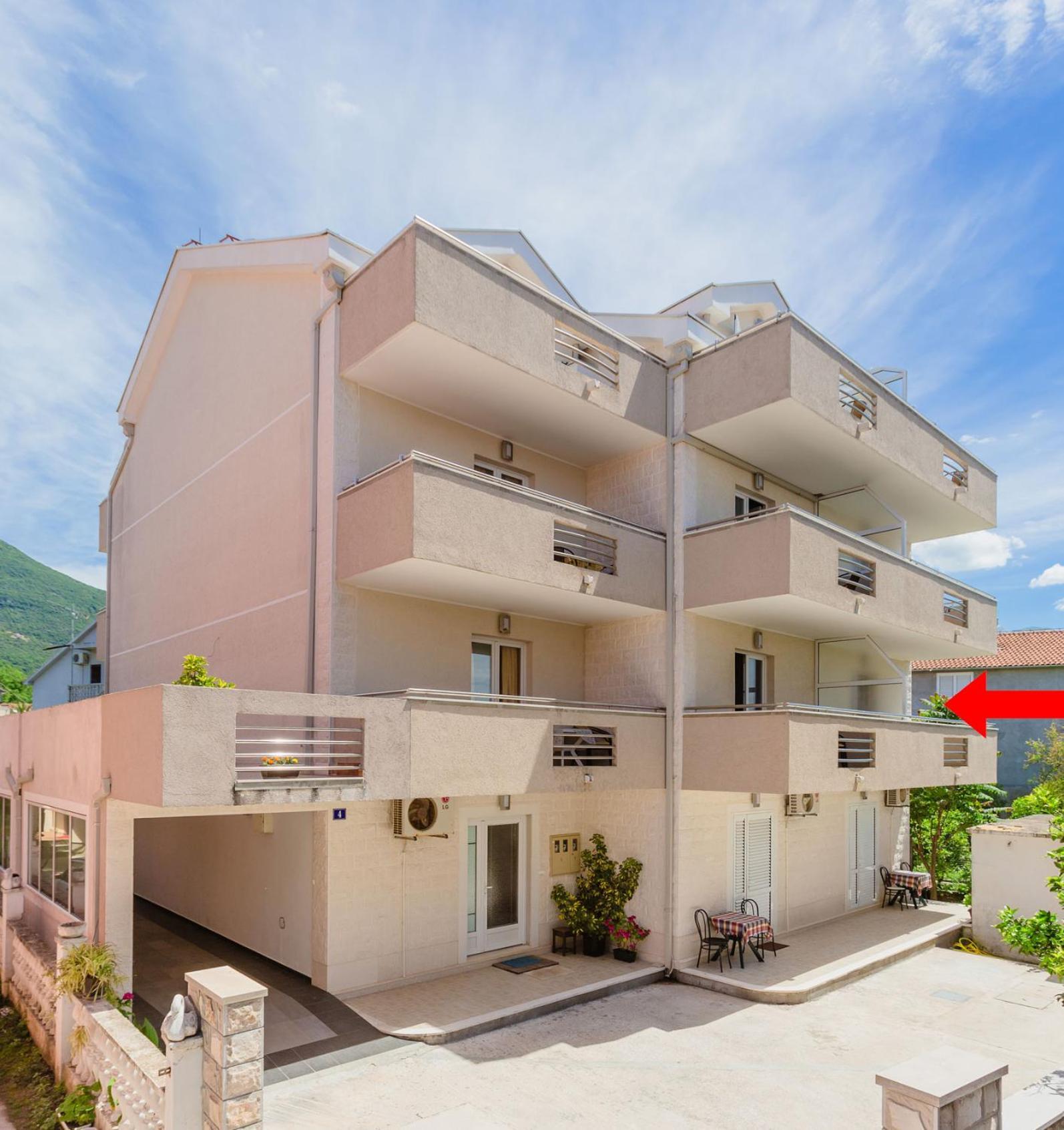 Rosic Apartments Tivat Eksteriør bilde