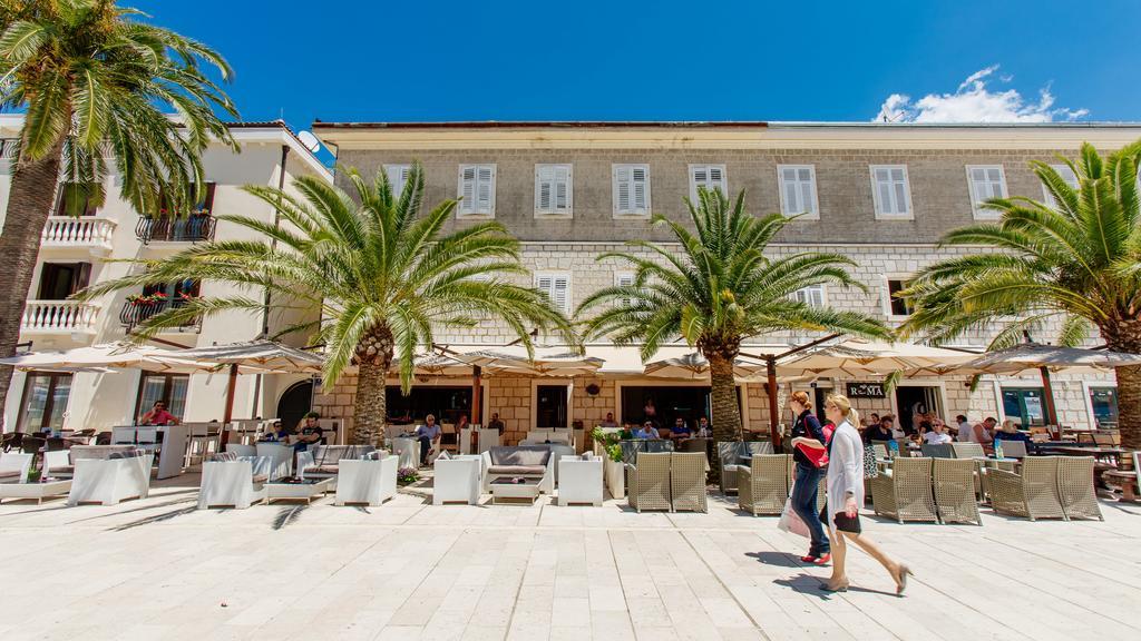 Rosic Apartments Tivat Eksteriør bilde